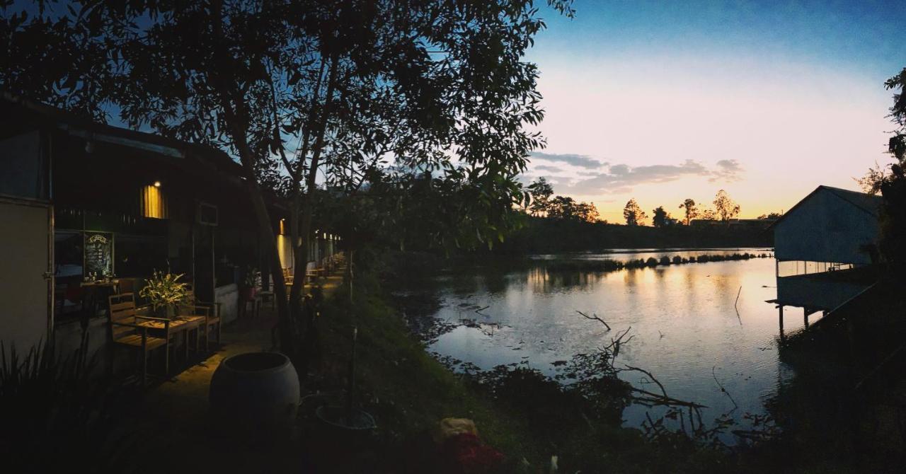 Homestay Bien Rung Gia Nghĩa Zewnętrze zdjęcie